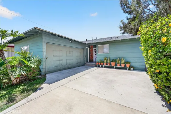 $819,000 | 21215 Pontine Avenue, Carson, CA 90745