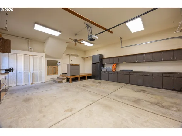 a view of a livingroom with furniture