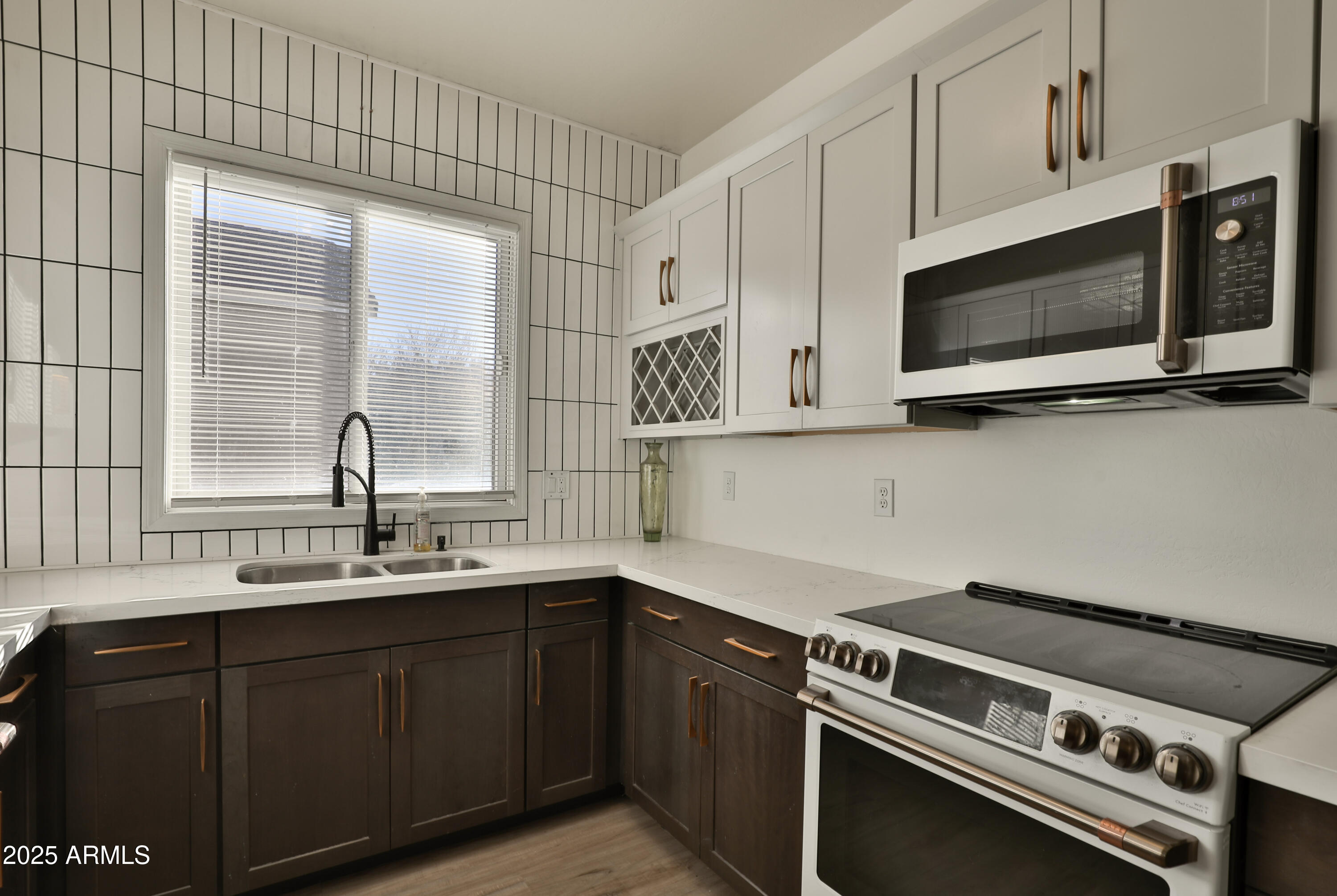 4206 East Jasper Drive Gilbert, AZ 85296 - Photo 15 of 28 15-Canon EOS 5D Mark IV 6720x4480_000015