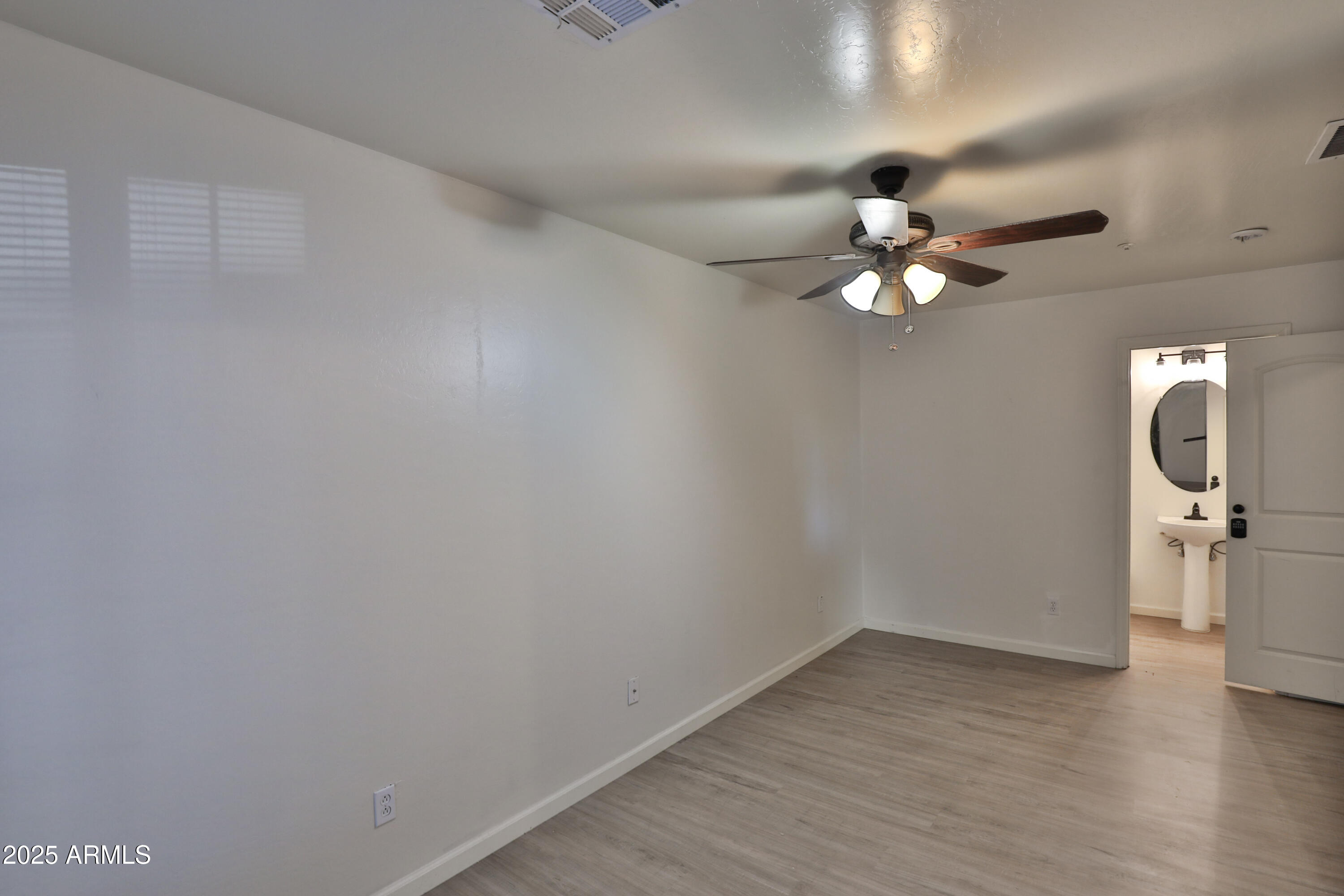 4206 East Jasper Drive Gilbert, AZ 85296 - Photo 4 of 28 4-Canon EOS 5D Mark IV 6720x4480_000003