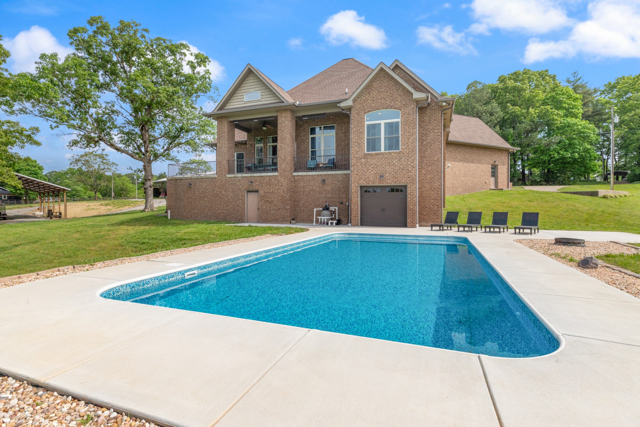 532 South Tidwell Road Bon Aqua, TN 37025 - Photo 12 of 100