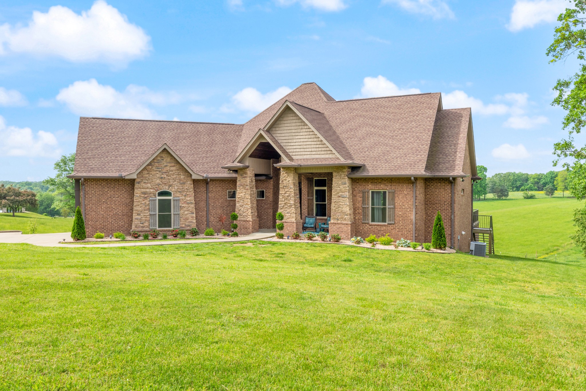 532 South Tidwell Road Bon Aqua, TN 37025 - Photo 5 of 100