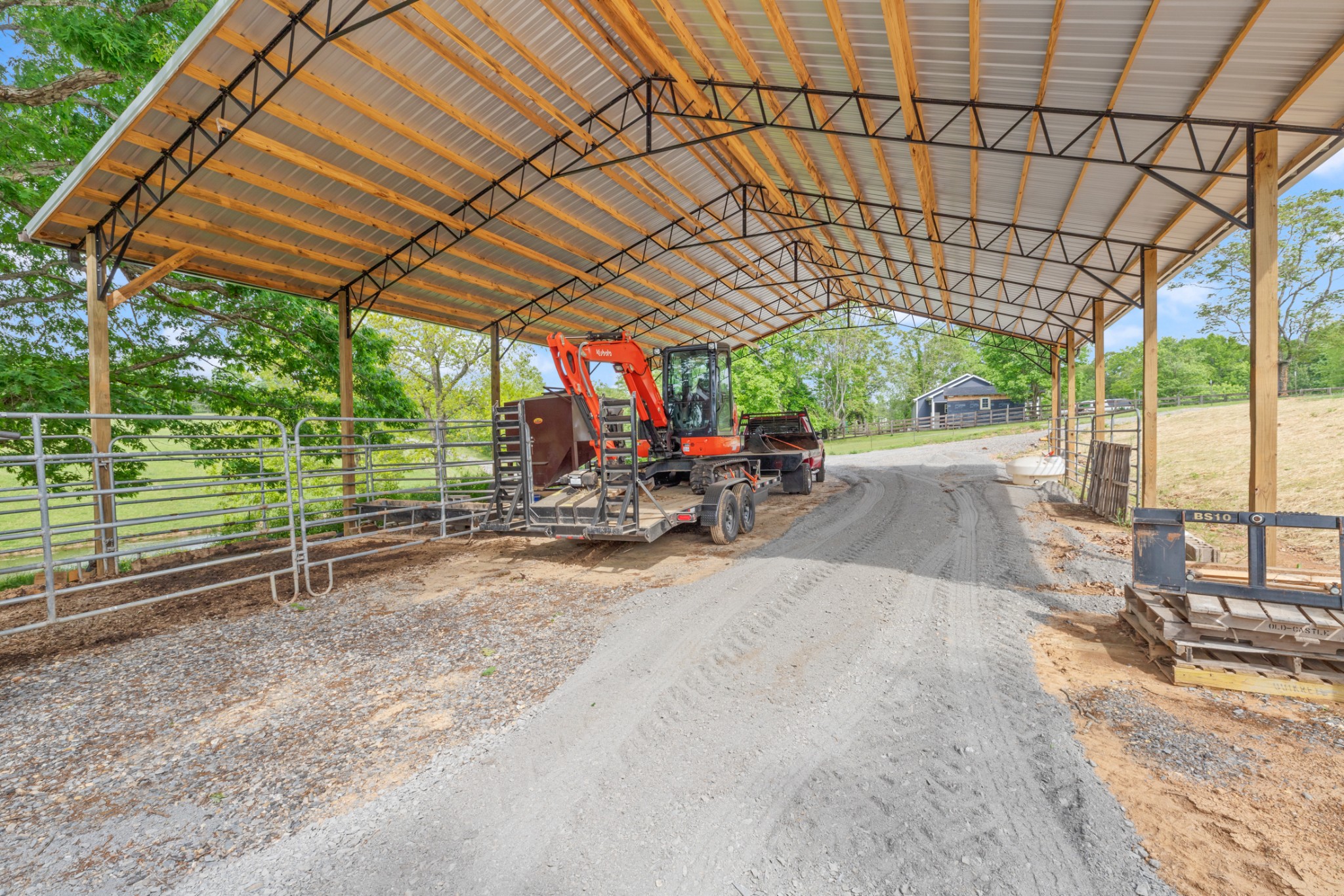 532 South Tidwell Road Bon Aqua, TN 37025 - Photo 76 of 100 a view of outdoor space with seating area