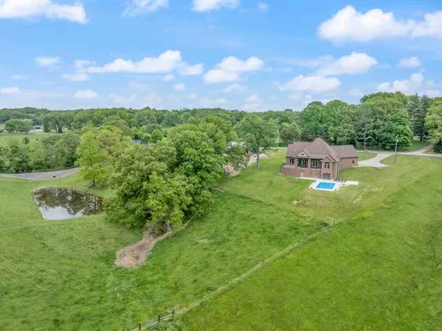 $1,198,000 | 532 South Tidwell Road, Bon Aqua, TN 37025