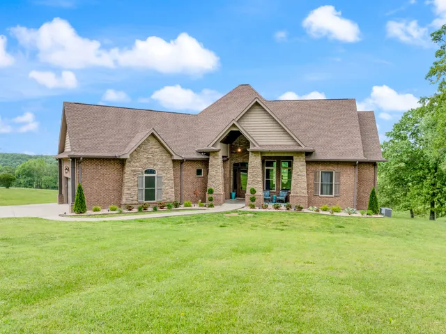 $1,198,000 | 532 South Tidwell Road, Bon Aqua, TN 37025