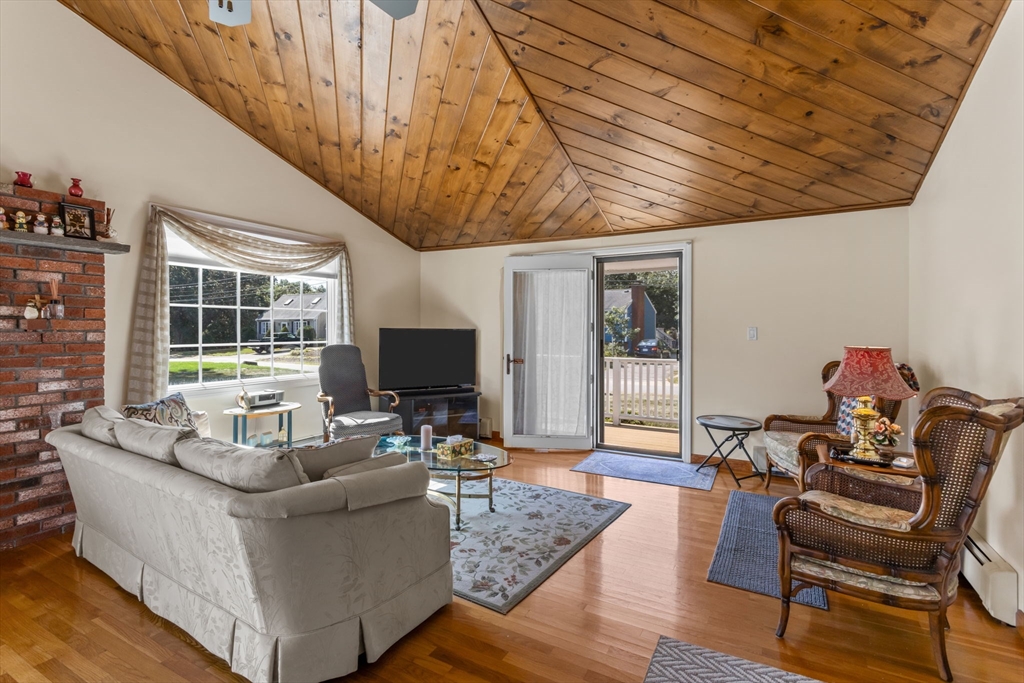 6 Robinhood Road Wareham, MA 02571 - Photo 12 of 40 Gallery Image 12