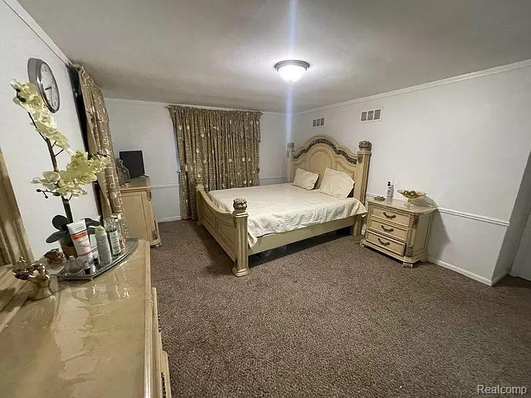 43807 Oakbrook Road Canton, MI 48187 - Photo 11 of 23