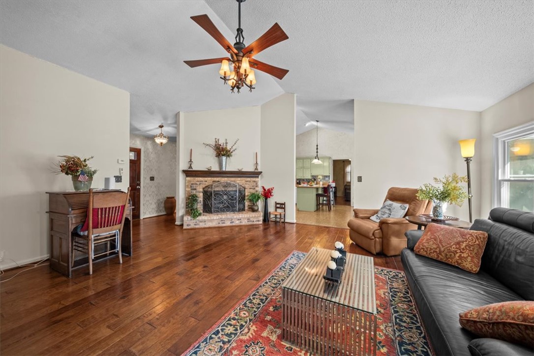 32 Jackson Court Piedmont, SC 29673 - Photo 7 of 27