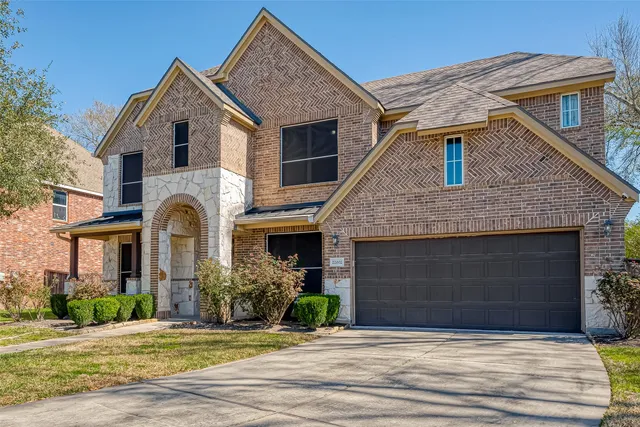 $450,000 | 22002 Flashing Ridge, Spring, TX 77389