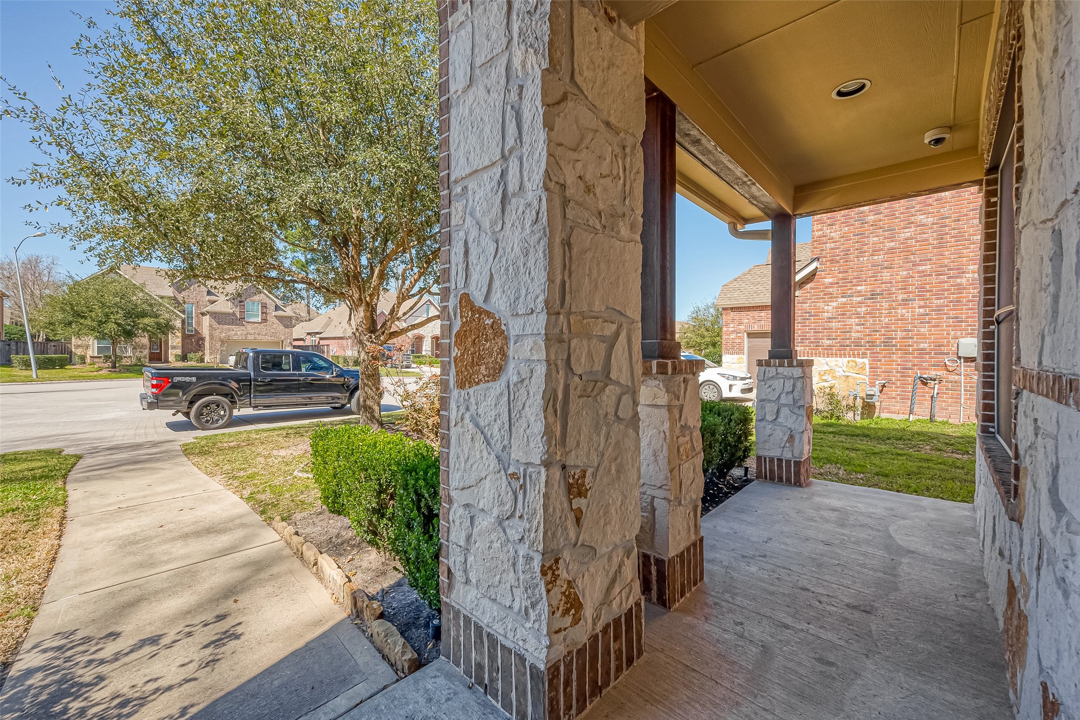 22002 Flashing Ridge Spring, TX 77389 - Photo 5 of 42 Front Porch1
