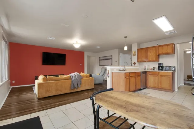 $1,750 | 18205 Topsail Street, Manor, TX 78653