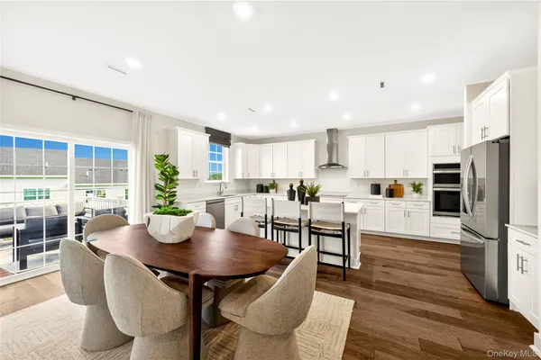 $1,299,990 | 1 Aurora Terrace, Tuxedo Park, NY 10987