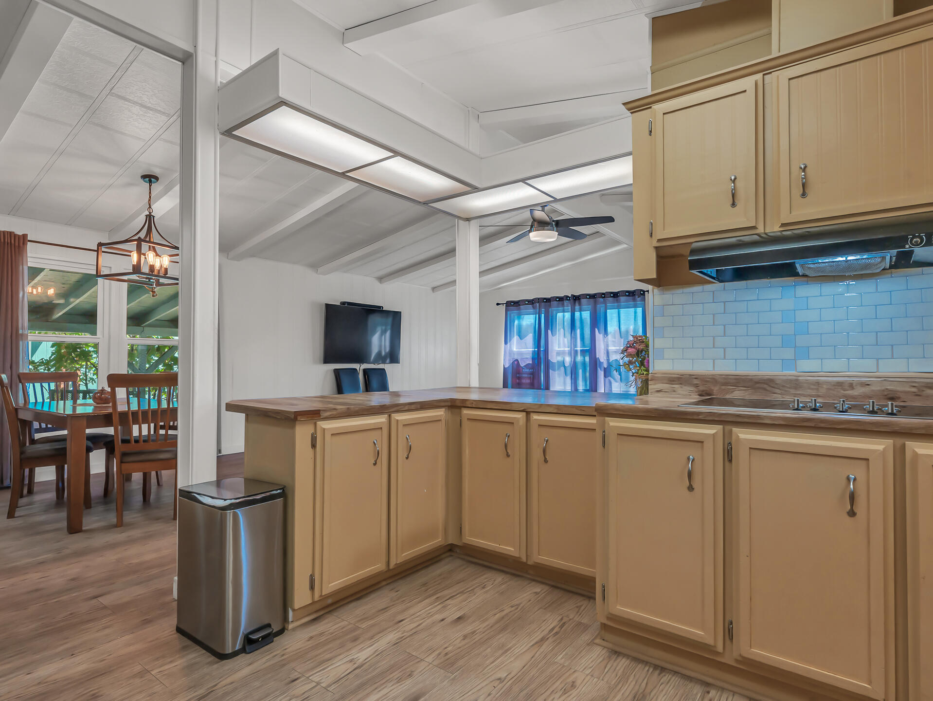 19964 Riverside Avenue, Unit 103 Anderson, CA 96007 - Photo 16 of 39 Kitchen
