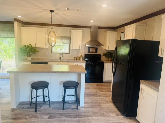 $243,900 | 843 Southwest Central Terrace, Fort White, FL 32038