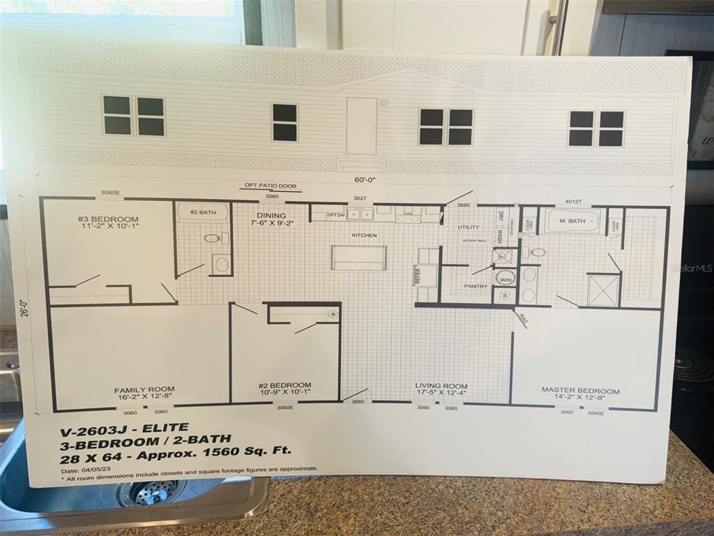 843 Southwest Central Terrace Fort White, FL 32038 - Photo 10 of 30 a view of a refrigerator