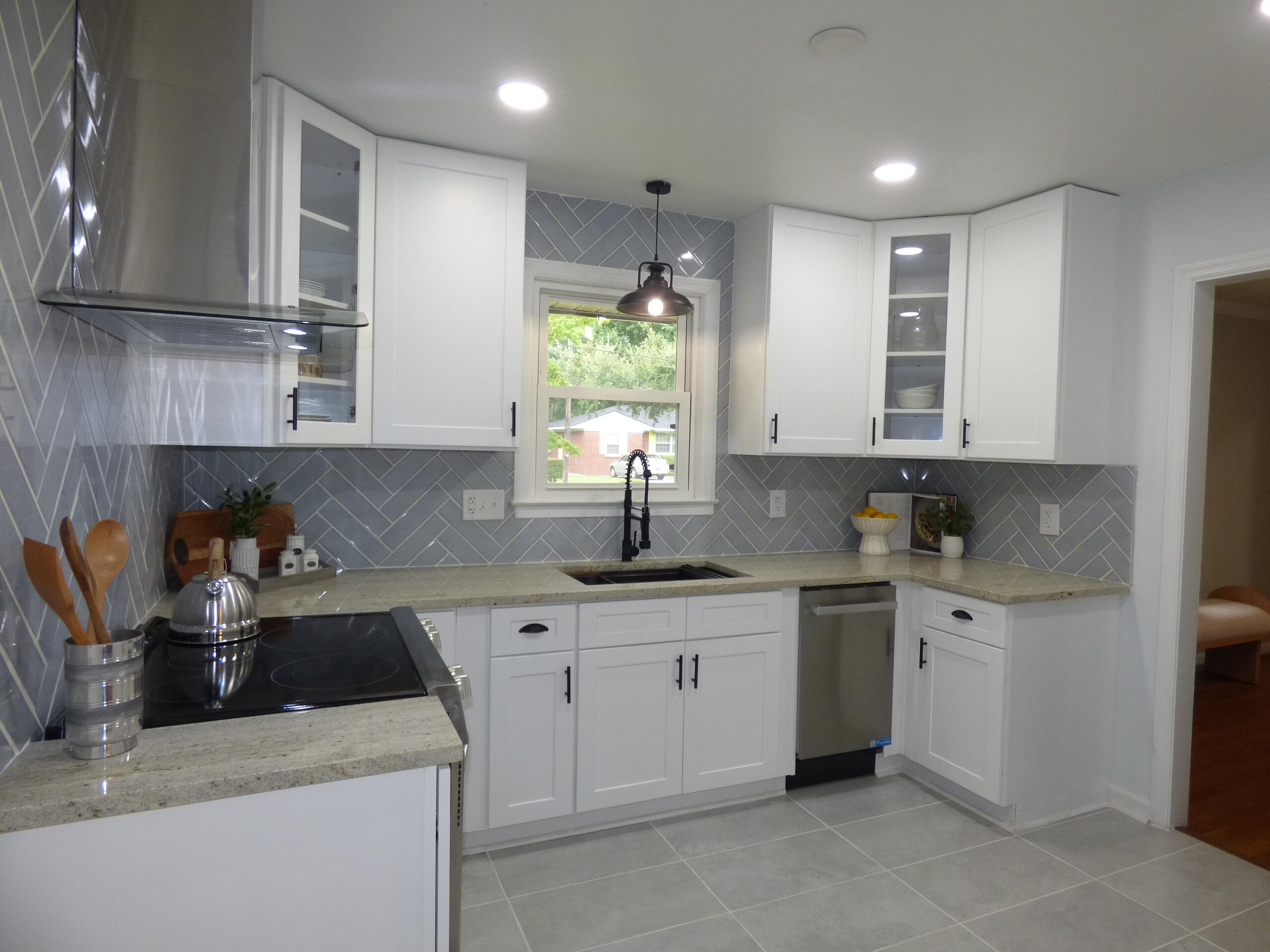 1114 Barrett Road Charleston, SC 29407 - Photo 2 of 27 1114 004