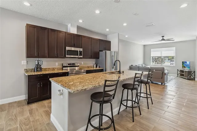 $3,000 | 6592 Taxiway Circle, Orlando, FL 32822