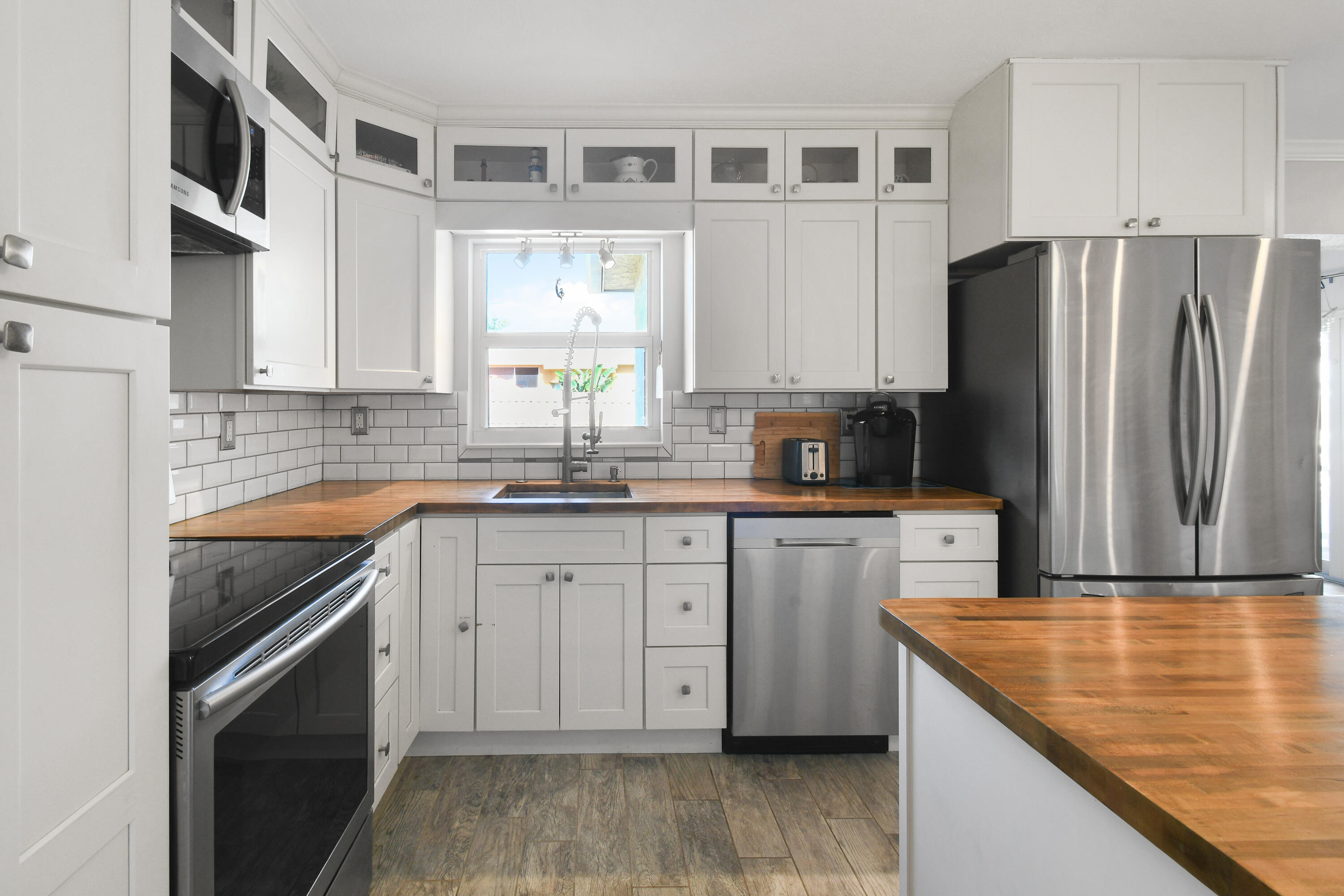 8963 Southeast Ceres Street Hobe Sound, FL 33455 - Photo 15 of 53 Kitchen 3
