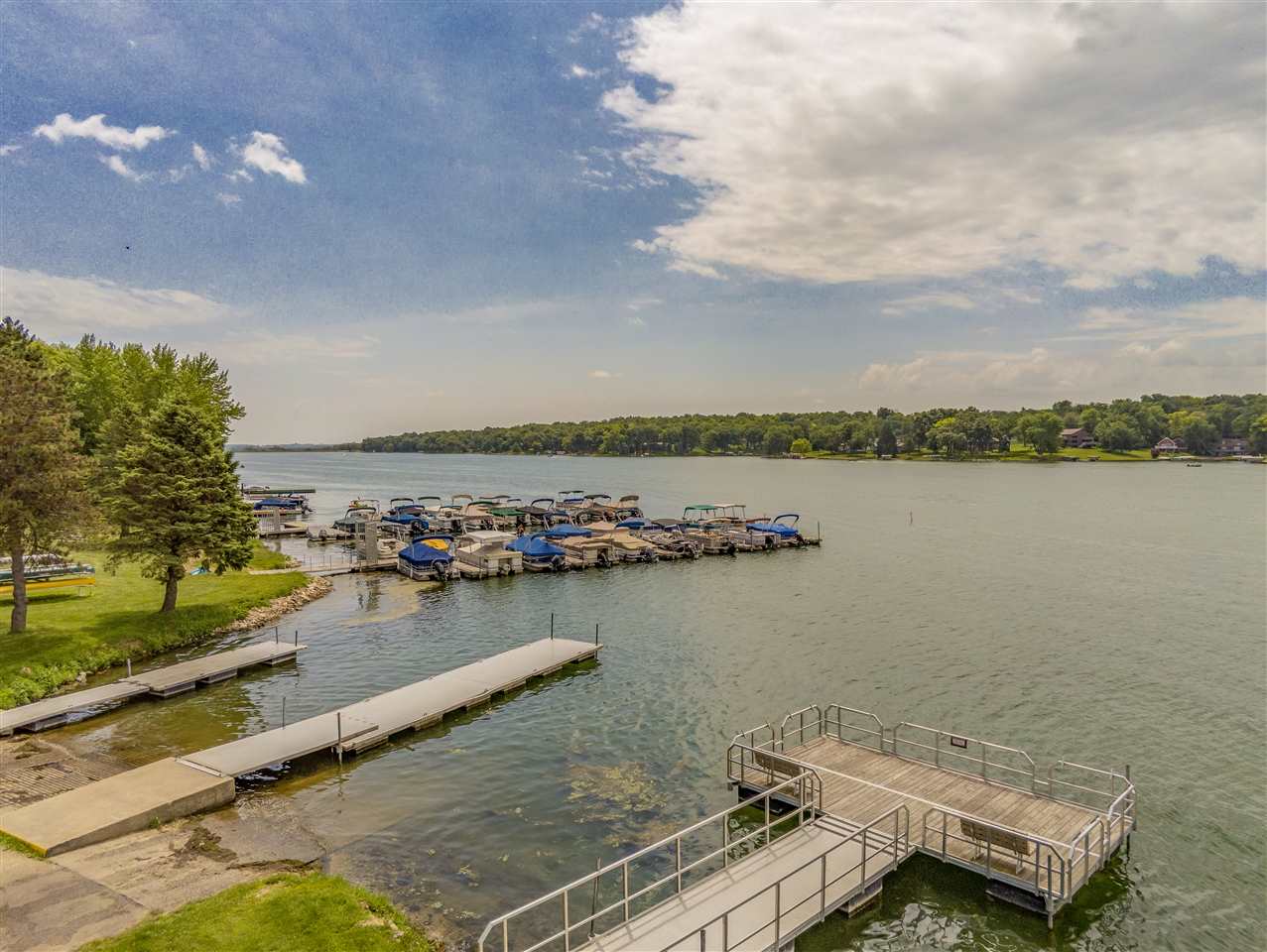 1947 Baintree Road Lake Summerset, IL 61019 - Photo 46 of 53 an aerial view of a city
