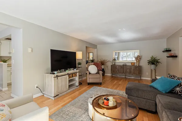 $285,000 | 34 Parkwood Drive, Unit 102, Augusta, ME 04330