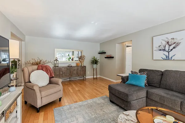 $285,000 | 34 Parkwood Drive, Unit 102, Augusta, ME 04330