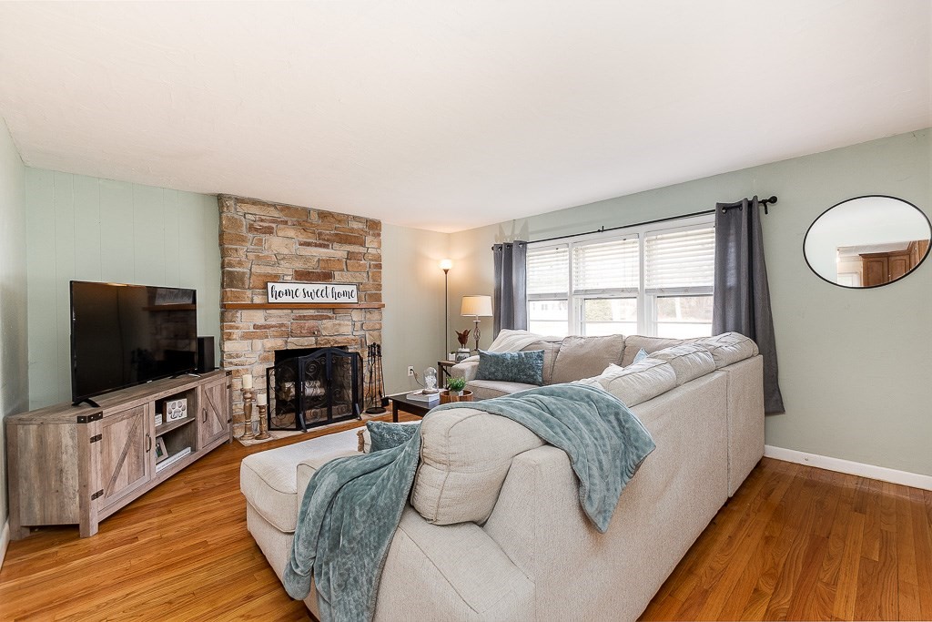 77 Swifts Beach Road Wareham, MA 02571 - Photo 8 of 21 Gallery Image 8
