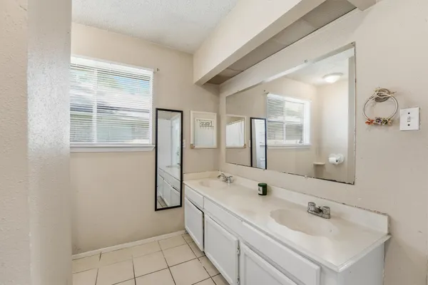 $1,795 | 6203 Sunnygate Drive, Spring, TX 77373