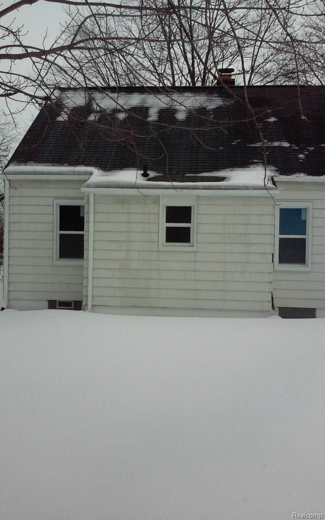11216 Clinton River Road Sterling Heights, MI 48314 - Photo 3 of 20 20150304_141016.jpg