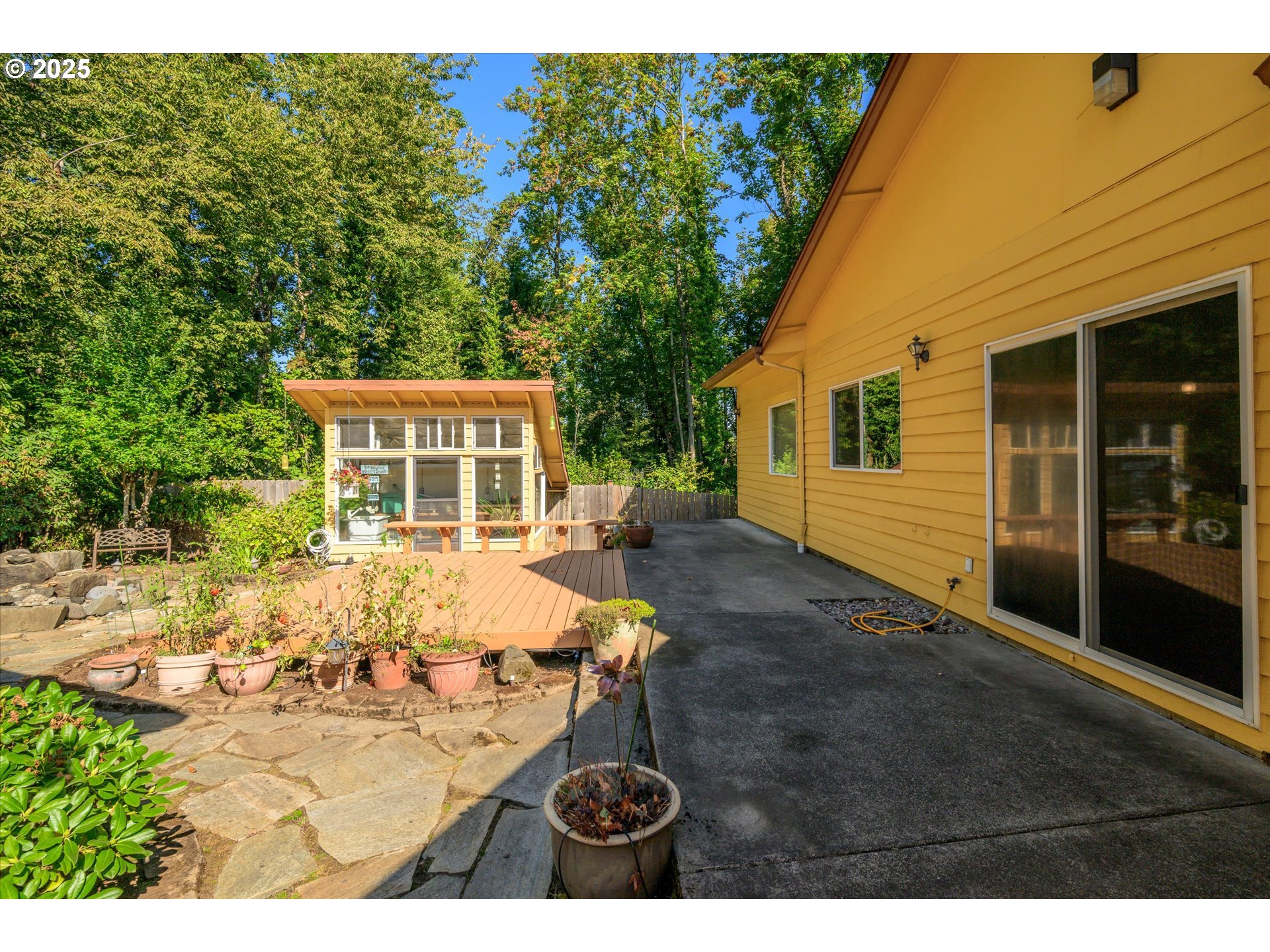 4324 Forsythia Street Springfield, OR 97478 - Photo 41 of 47