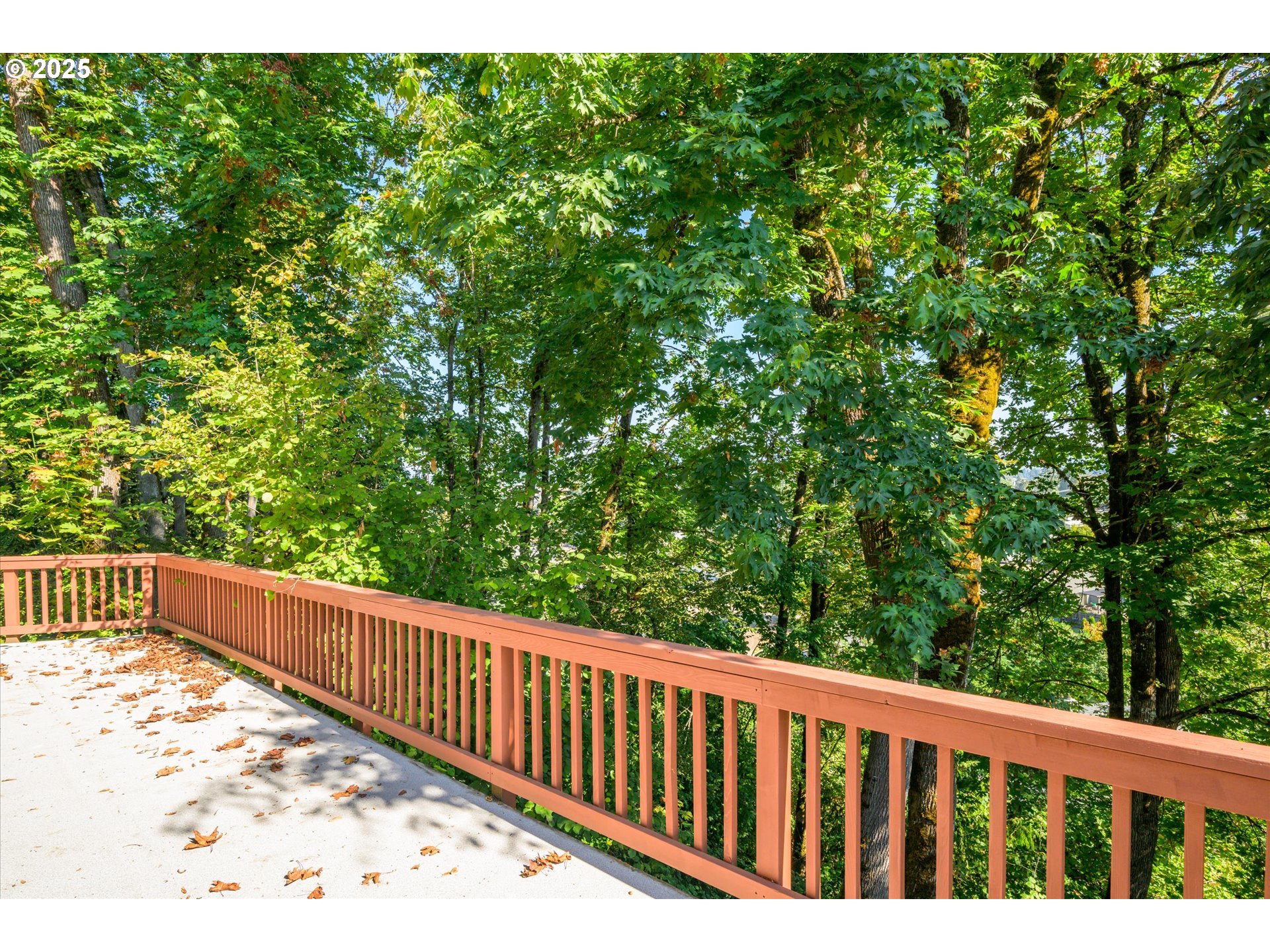 4324 Forsythia Street Springfield, OR 97478 - Photo 44 of 47 Deck