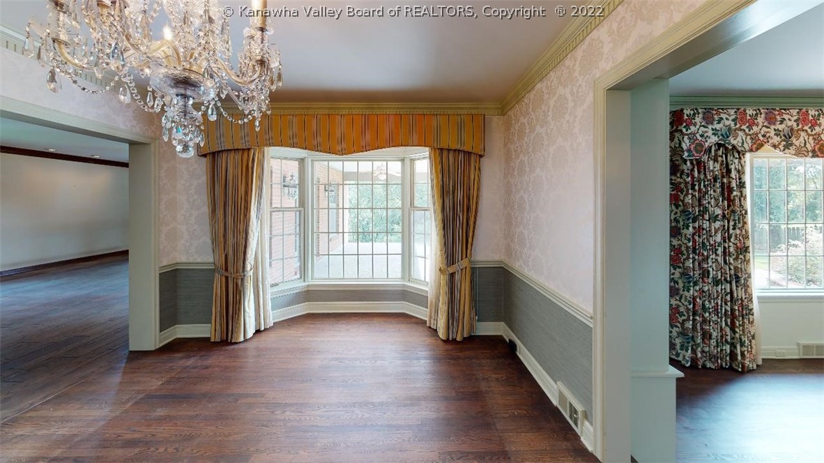 1420 Connell Road Charleston, WV 25314 - Photo 6 of 14 Dining Room