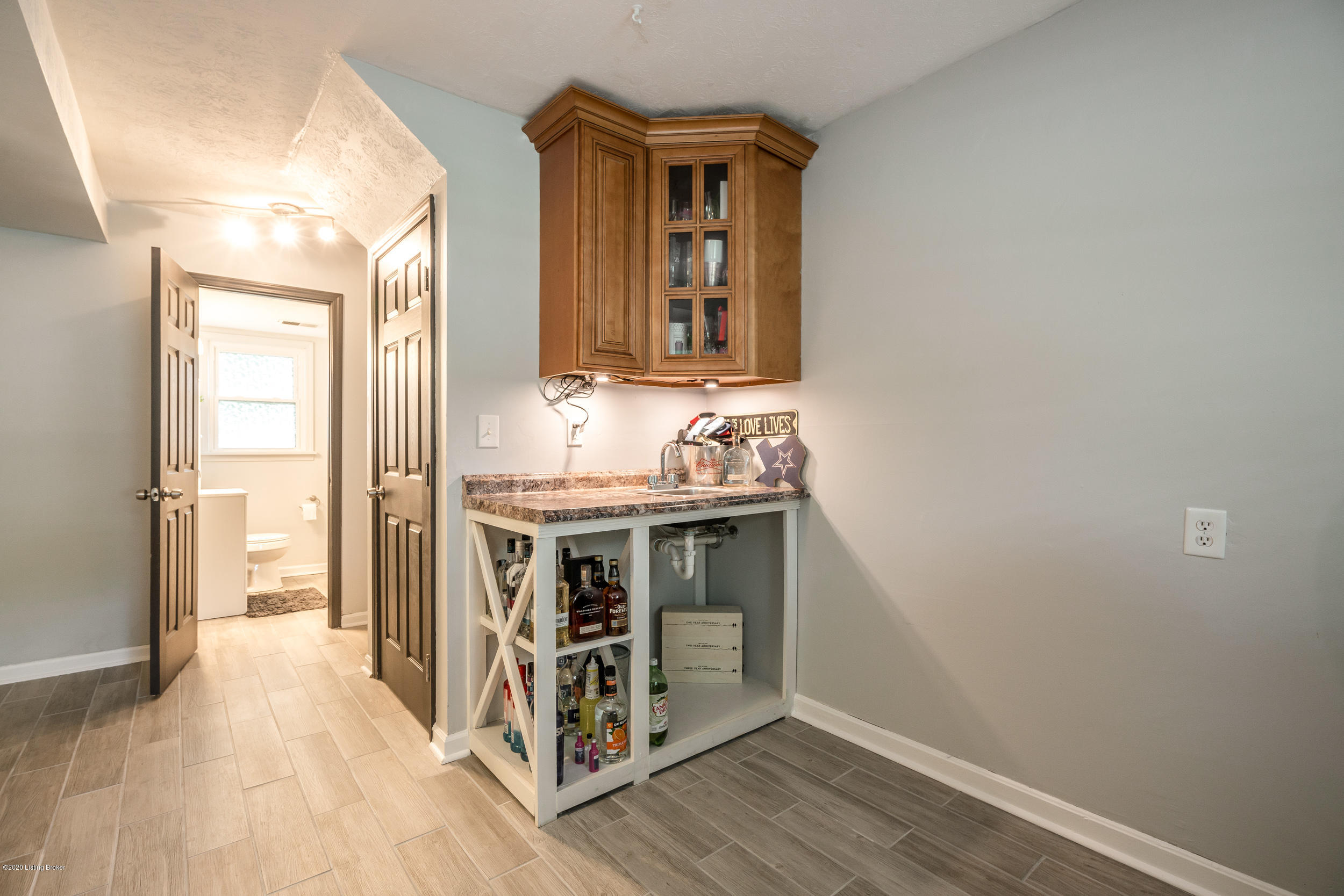 3608 Locklee Road Louisville, KY 40214 - Photo 29 of 44 3608 Locklee Road-43