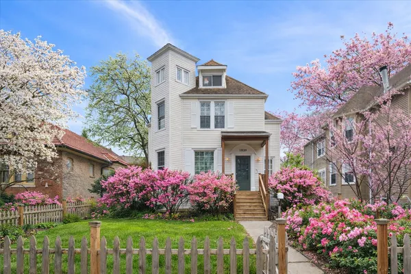 $799,000 | 1929 West Lunt Avenue, Chicago, IL 60626