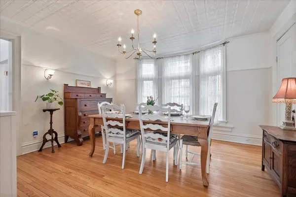 $799,000 | 1929 West Lunt Avenue, Chicago, IL 60626