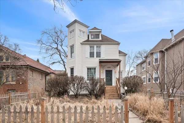 $799,000 | 1929 West Lunt Avenue, Chicago, IL 60626
