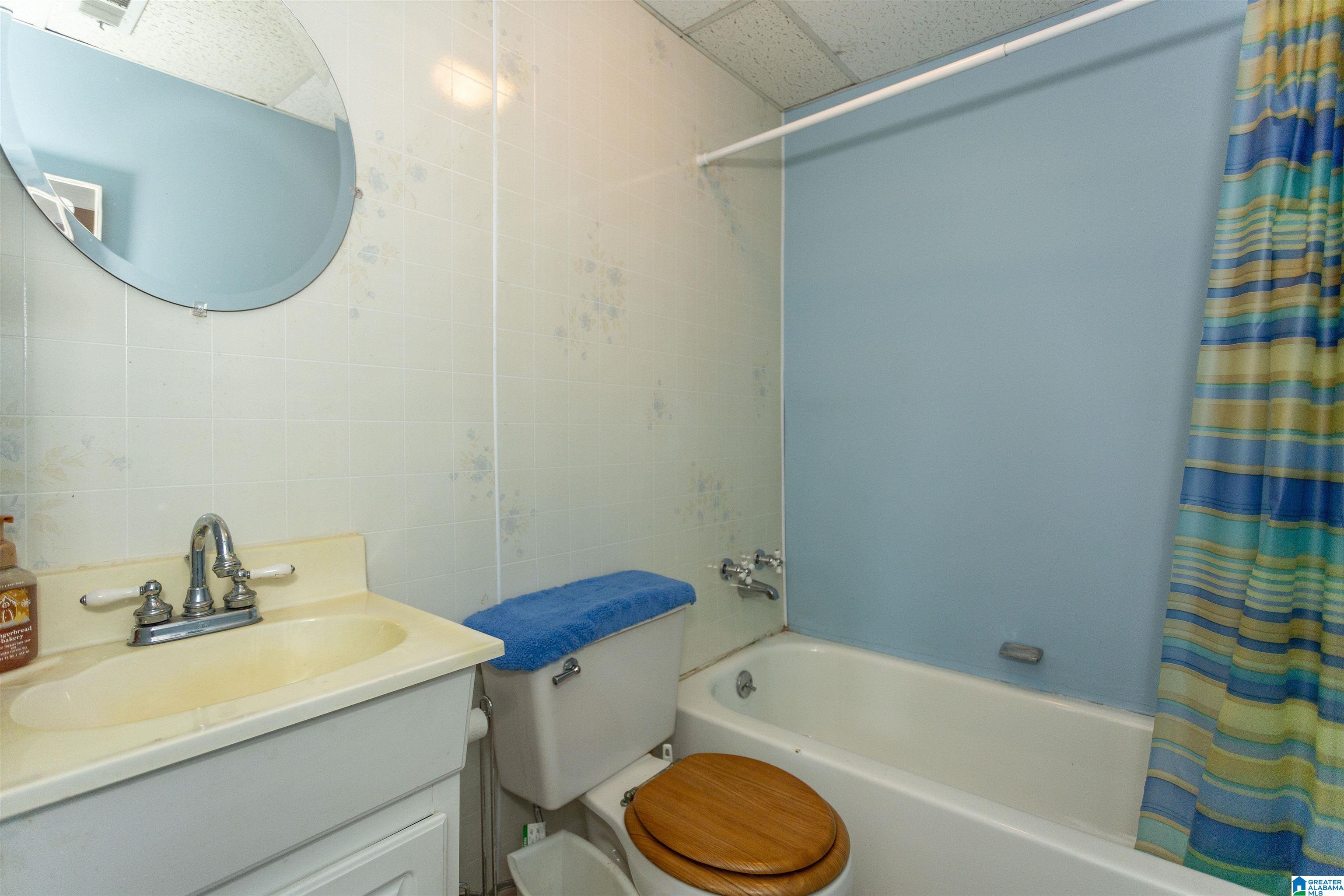 609 Live Oak Circle Fairfield, AL 35064 - Photo 20 of 28