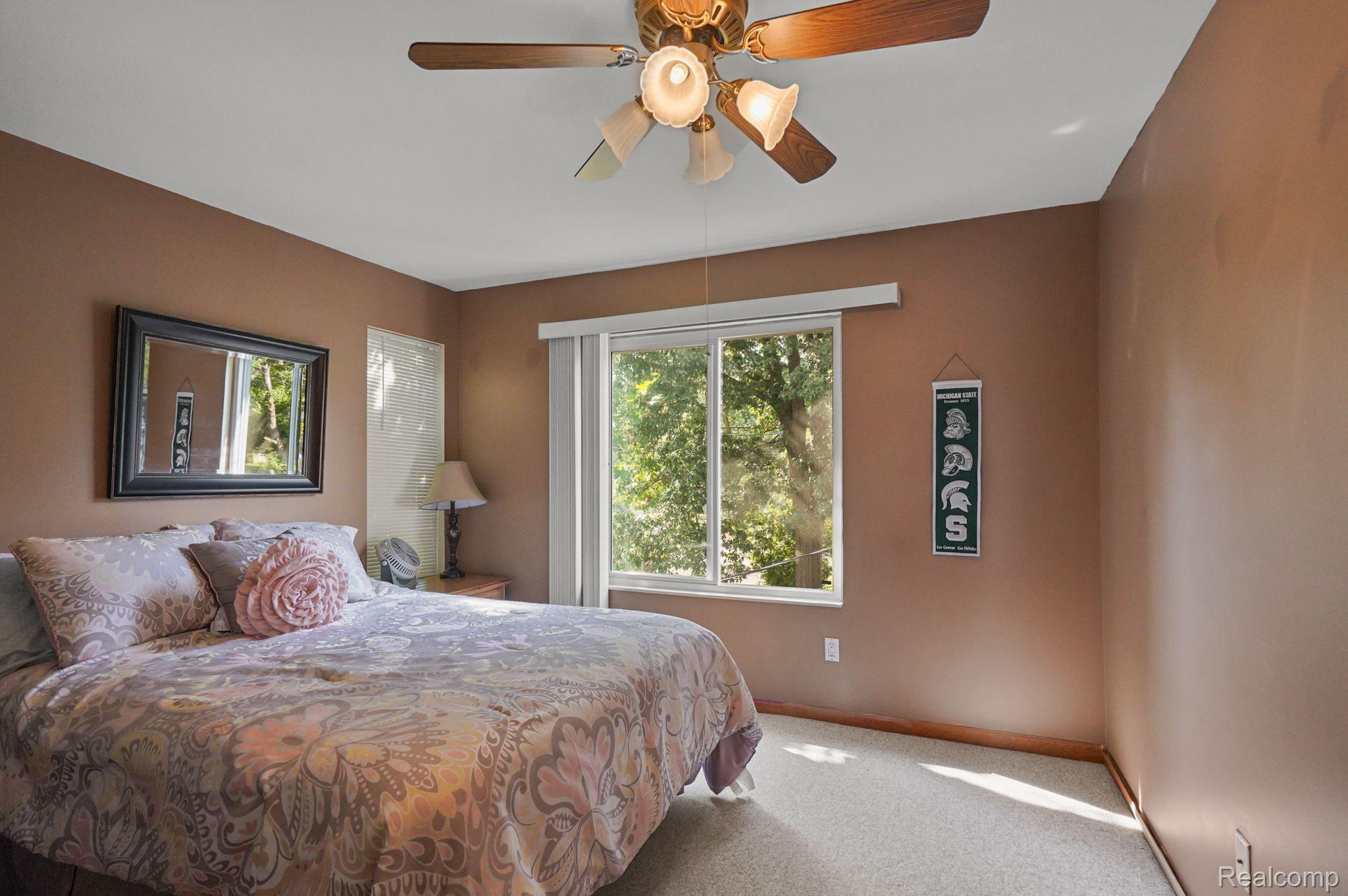 6724 Hatchery Road Waterford, MI 48329 - Photo 26 of 45 Gallery Image 26