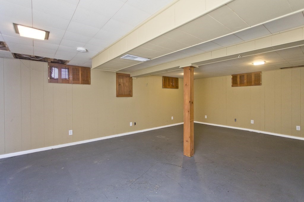 73 Bremen Street Springfield, MA 01108 - Photo 33 of 42 a view of an empty room