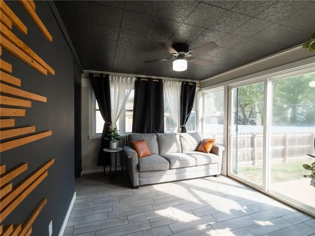 $329,400 | 8117 Summit Street, Kansas City, MO 64114