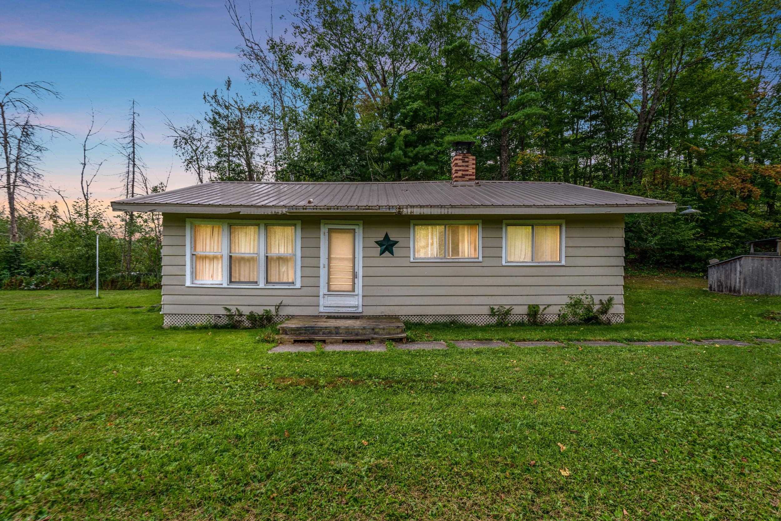W11646 West 18th Road Pound, WI 54161 - Photo 4 of 61 Gallery Image 4