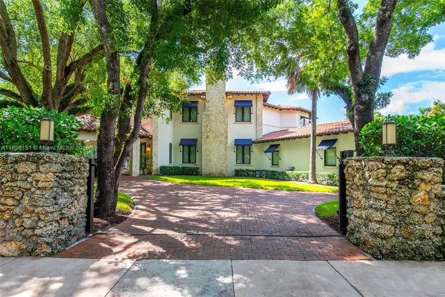 $13,749,000 | 6700 Granada Boulevard, Coral Gables, FL 33146