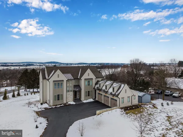 $1,585,000 | 1 Strawberry Lane, Lititz, PA 17543