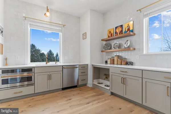 $1,585,000 | 1 Strawberry Lane, Lititz, PA 17543