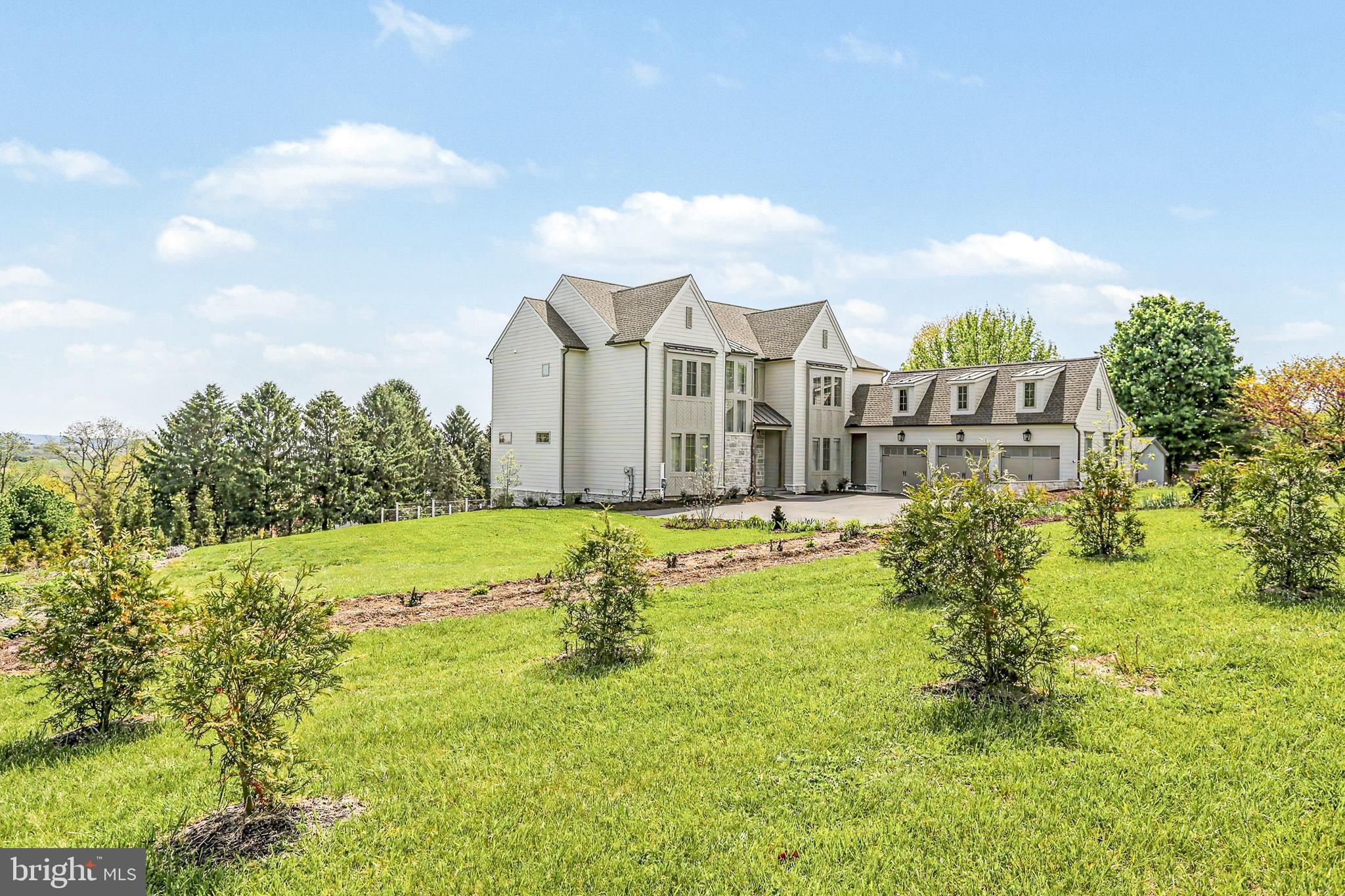 1 Strawberry Lane Lititz, PA 17543 - Photo 4 of 102