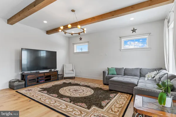 $1,585,000 | 1 Strawberry Lane, Lititz, PA 17543