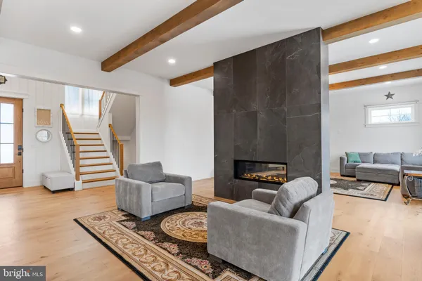 $1,585,000 | 1 Strawberry Lane, Lititz, PA 17543