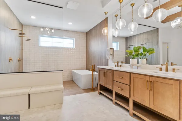 $1,585,000 | 1 Strawberry Lane, Lititz, PA 17543