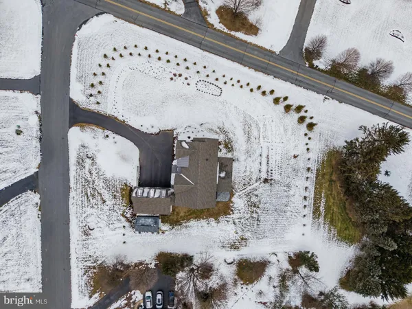 $1,585,000 | 1 Strawberry Lane, Lititz, PA 17543