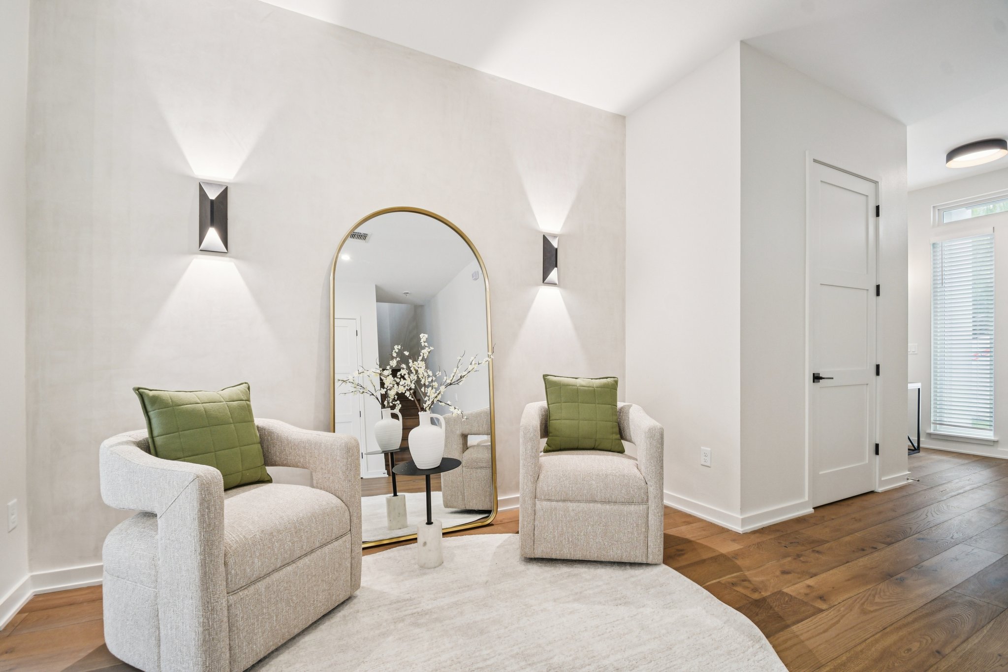 2518 Watkins Way Austin, TX 78746 - Photo 7 of 28 a living room with furniture and wooden floor