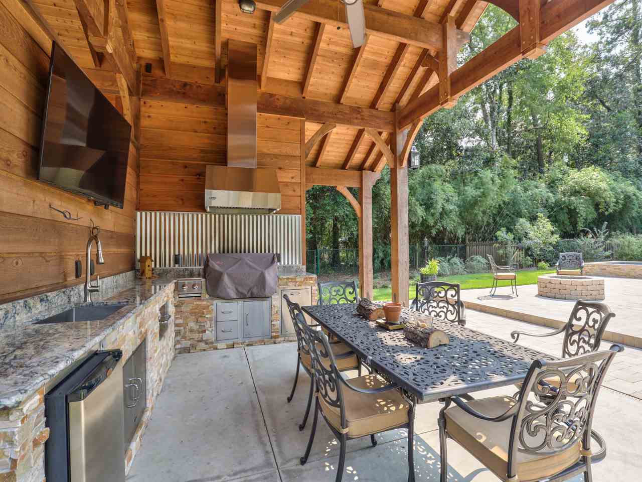 2349 Armistead Road Tallahassee, FL 32308 - Photo 7 of 33 Gallery Image 7